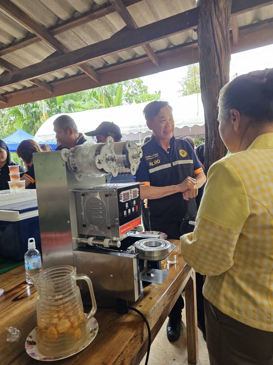 title - มูลนิธิฯ ให้ทุนสนับสนุนเครื่องซีลฝากระปุกอัตโนมัติ